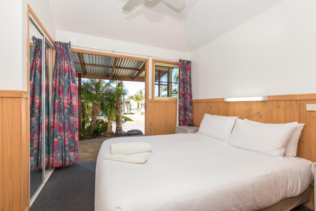 Batemans Bay Marina Resort Экстерьер фото